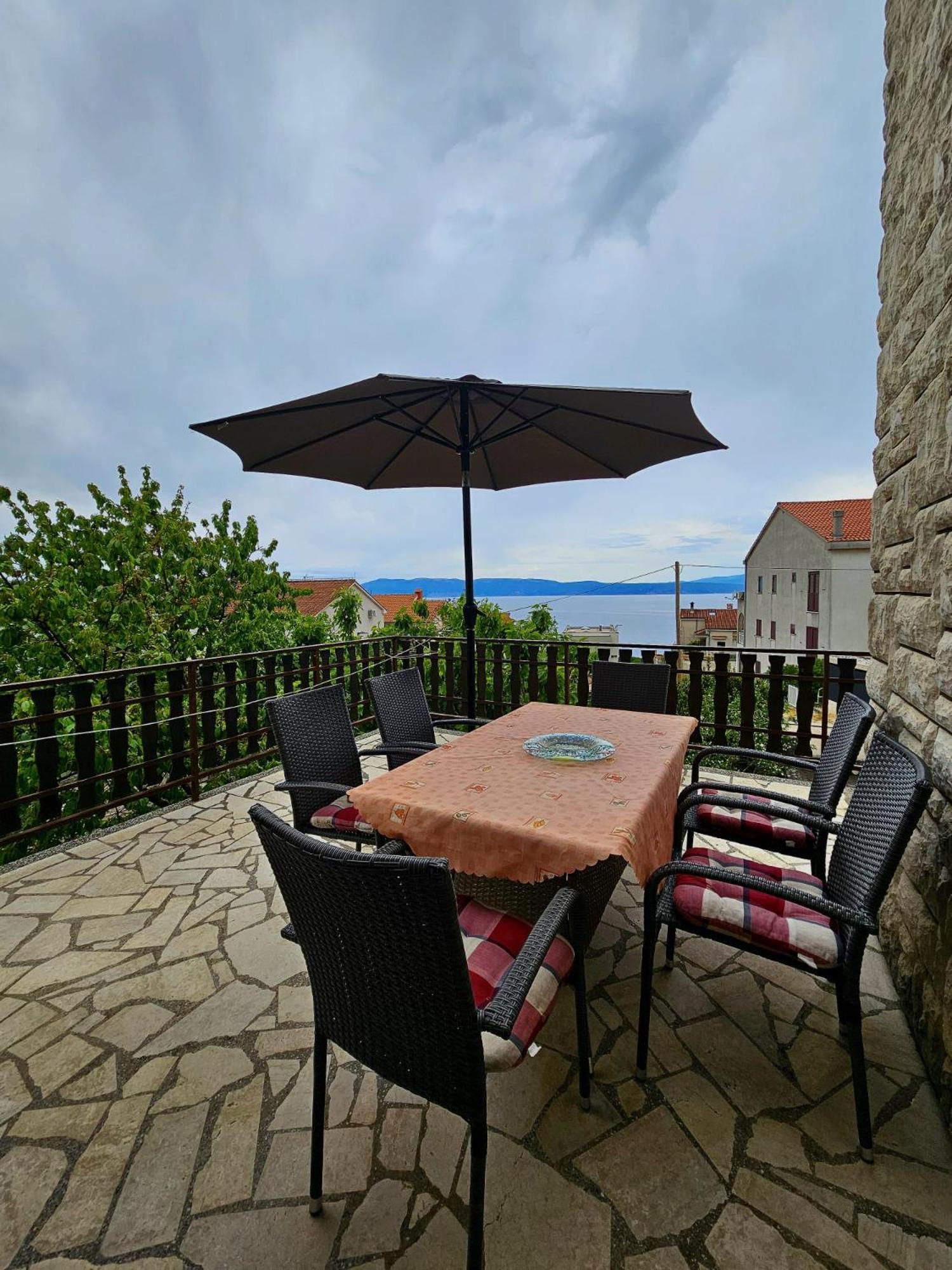 Apartman Agava Njivice Bagian luar foto
